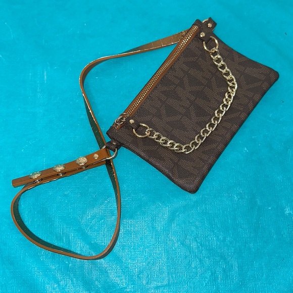 Michael Kors Belt Bag - Picture 1 of 12